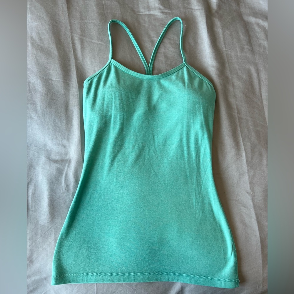 Lululemon tank top. Size 2. Teal.